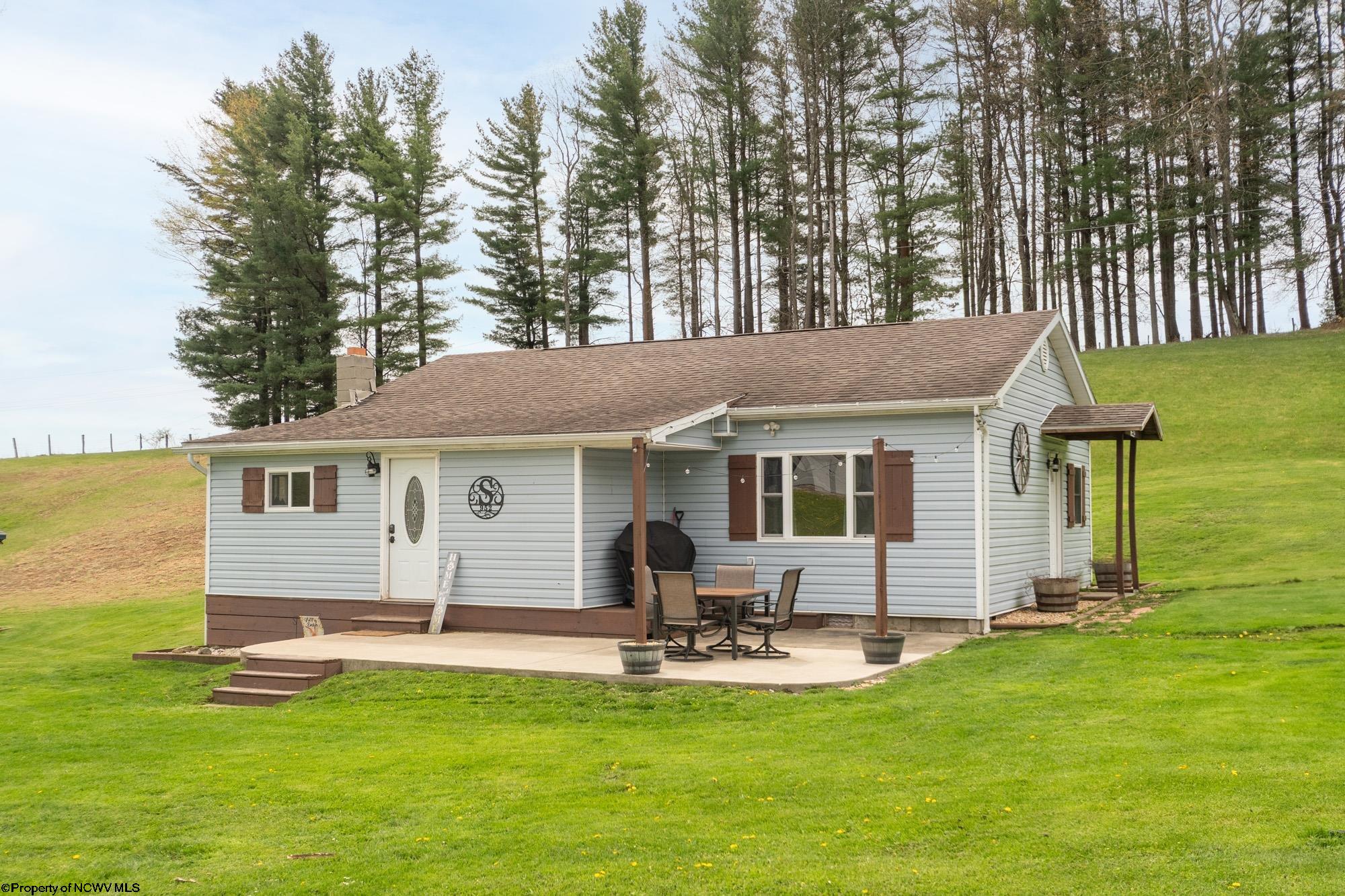 952 Burnside Camp Road Terra Alta WV 26764