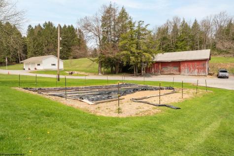 952 Burnside Camp Road Terra Alta WV 26764