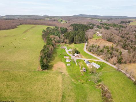 952 Burnside Camp Road Terra Alta WV 26764