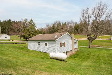 952 Burnside Camp Road Terra Alta WV 26764