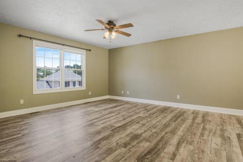 312 Anini Drive Morgantown WV 26508