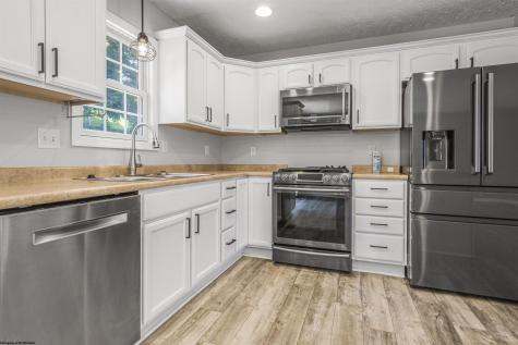 312 Anini Drive Morgantown WV 26508