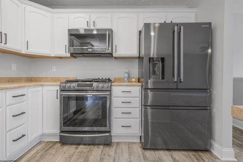 312 Anini Drive Morgantown WV 26508