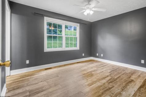 312 Anini Drive Morgantown WV 26508