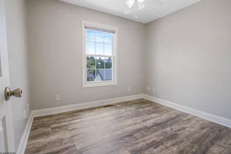 312 Anini Drive Morgantown WV 26508