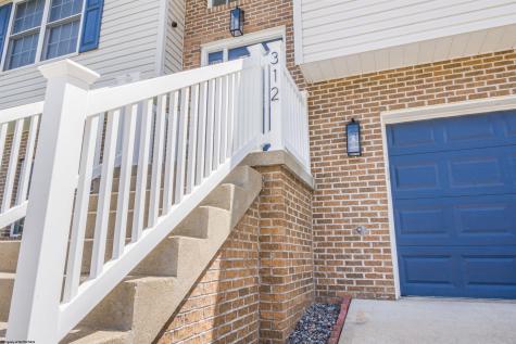 312 Anini Drive Morgantown WV 26508