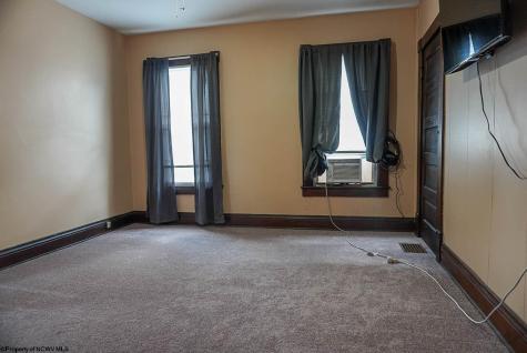 731 Virginia Avenue Fairmont WV 26554