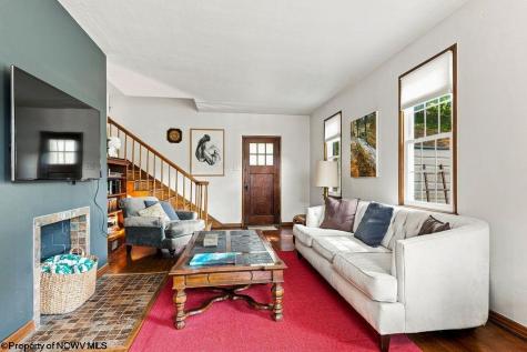 1243 College Park Fairmont WV 26554
