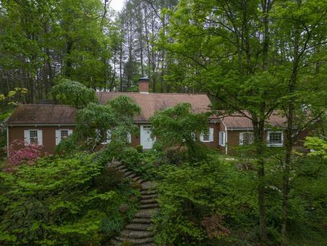 1570 Country Club Road Clarksburg WV 26301