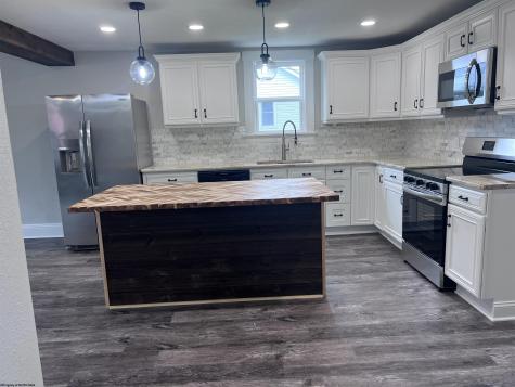 117 Davis Street Elkins WV 26241-001