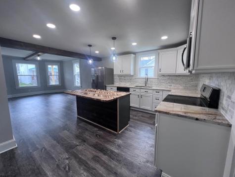 117 Davis Street Elkins WV 26241-001