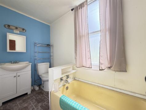 3420 Central Avenue Farmington WV 26571