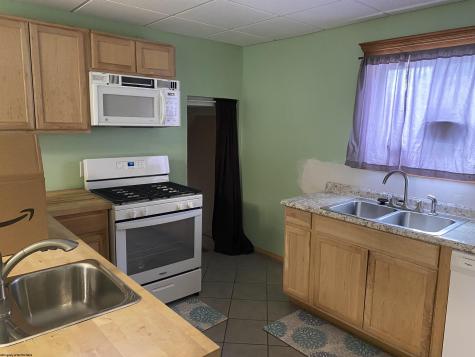 524 Kuhl Avenue Clarksburg WV 26301