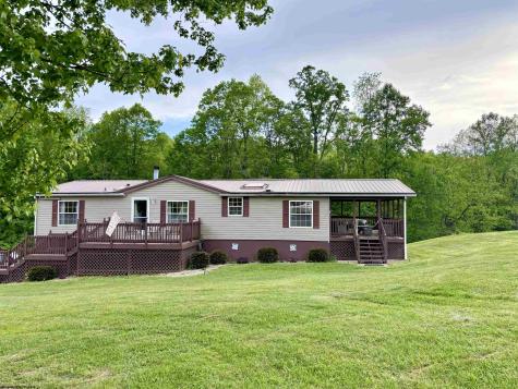 53 Brummage Cemetery Road Fairmont WV 26554