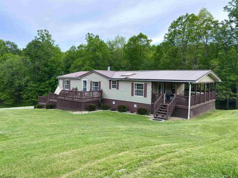 53 Brummage Cemetery Road Fairmont WV 26554