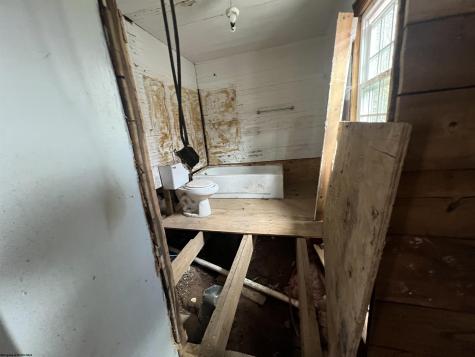 356 Broad Street Weston WV 26452