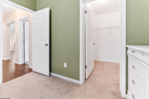 52 Ebenklein Lane Morgantown WV 26508
