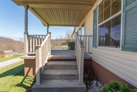52 Ebenklein Lane Morgantown WV 26508