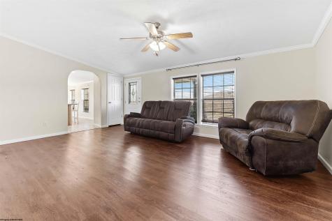 52 Ebenklein Lane Morgantown WV 26508