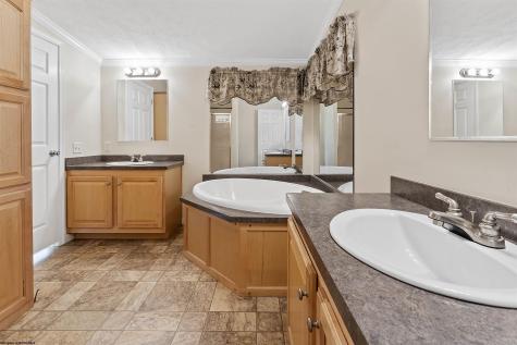 52 Ebenklein Lane Morgantown WV 26508