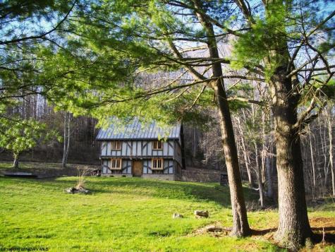 1303 Pheasant Mountain Road Kerens WV 26276