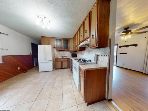 514 Hayhurst Street Rivesville WV 26554