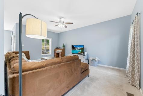 515 Tappan Zee Lane Morgantown WV 26508