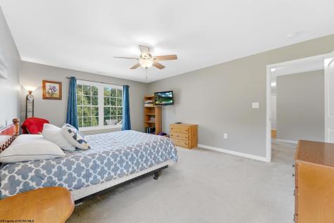 515 Tappan Zee Lane Morgantown WV 26508