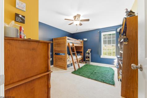 515 Tappan Zee Lane Morgantown WV 26508