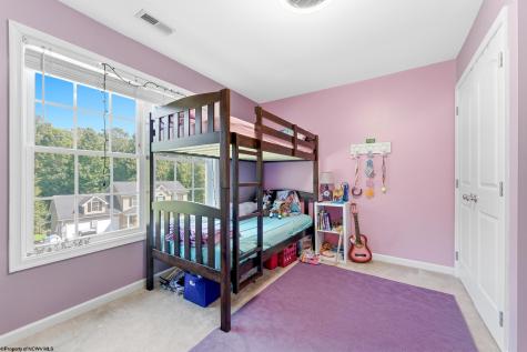 515 Tappan Zee Lane Morgantown WV 26508
