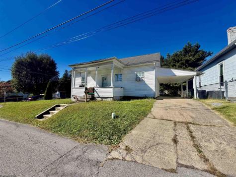611 Saxman Drive Barrackville WV 26559