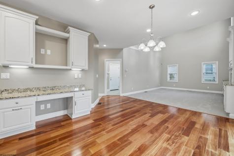 407 N Harwich Circle Morgantown WV 26508