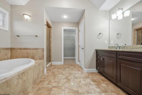 407 N Harwich Circle Morgantown WV 26508