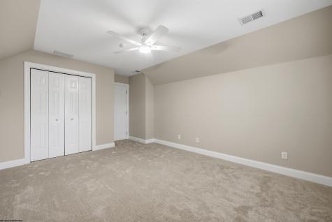407 N Harwich Circle Morgantown WV 26508