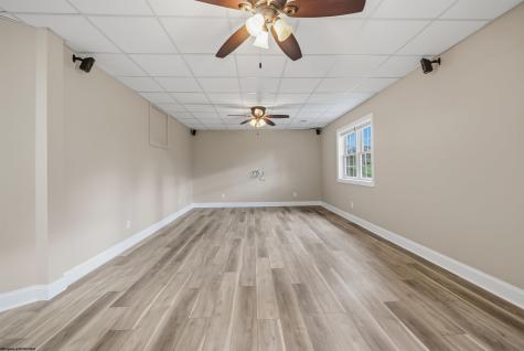 407 N Harwich Circle Morgantown WV 26508