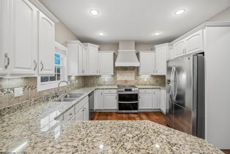 407 N Harwich Circle Morgantown WV 26508