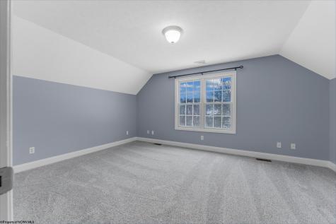 137 Thistledown Lane Morgantown WV 26508