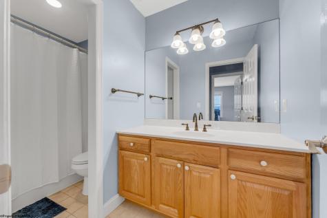 137 Thistledown Lane Morgantown WV 26508