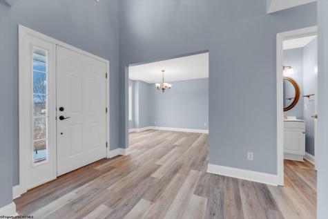 137 Thistledown Lane Morgantown WV 26508