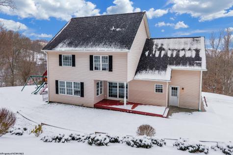 137 Thistledown Lane Morgantown WV 26508