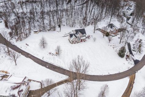 137 Thistledown Lane Morgantown WV 26508