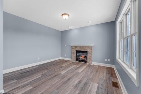 137 Thistledown Lane Morgantown WV 26508