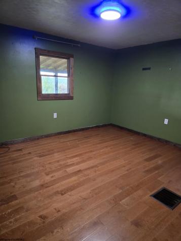 1816 Mcdermott Ridge Road Buckhannon WV 26201