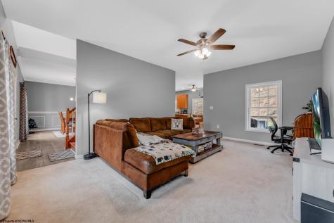 515 Tappan Zee Lane Morgantown WV 26508