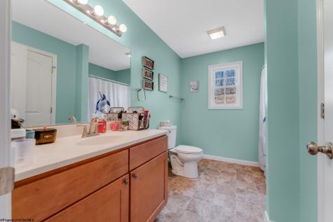 515 Tappan Zee Lane Morgantown WV 26508