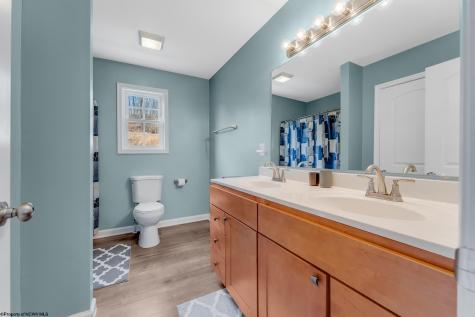 515 Tappan Zee Lane Morgantown WV 26508