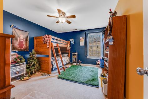 515 Tappan Zee Lane Morgantown WV 26508