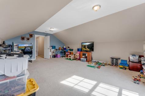 515 Tappan Zee Lane Morgantown WV 26508