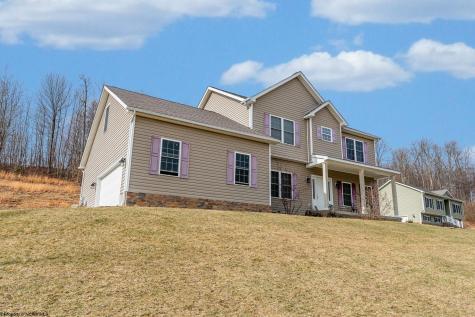 515 Tappan Zee Lane Morgantown WV 26508