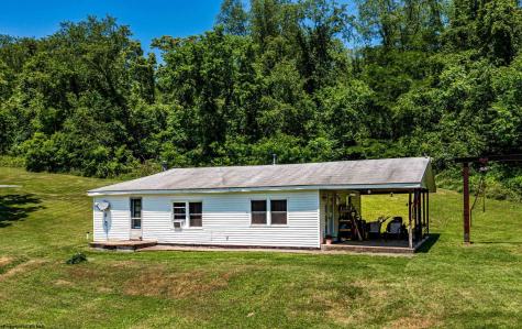 200 Rosedale Hill Road Maidsville WV 26541